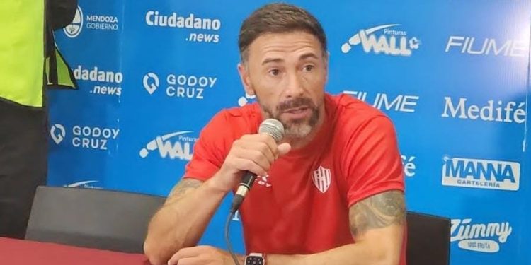 Kily González: «Nos está costando mucho hacer goles»
