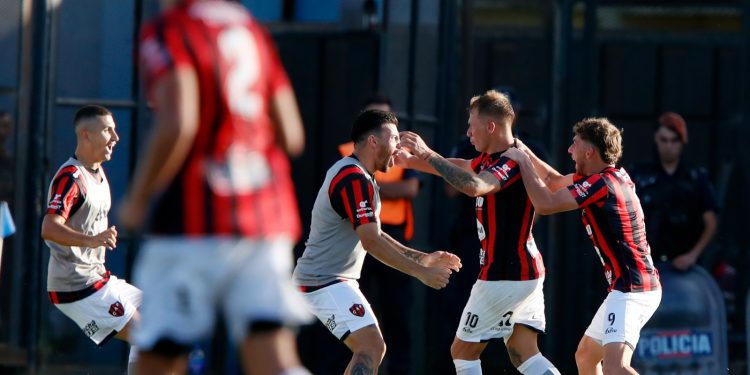 Patronato ganó de visitante y llegará entonado al duelo ante Colón