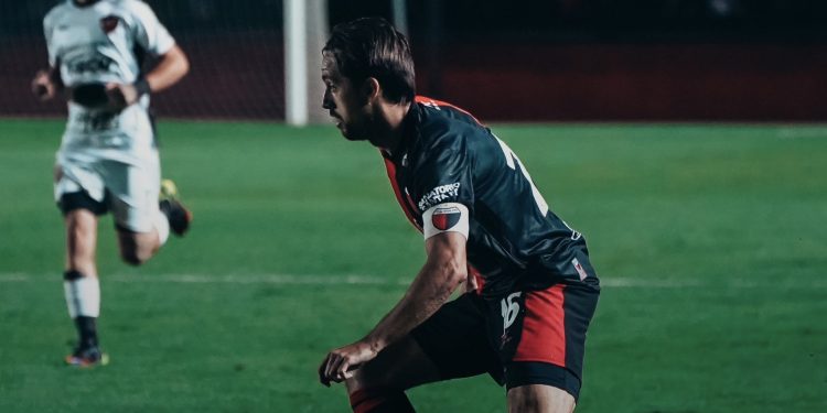 Bernardi podría perderse el duelo de Colón ante Aldosivi