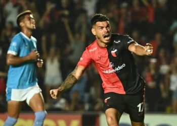 Axel Rodríguez: «Tenemos que seguir haciéndonos fuerte de local y el domingo ganar en casa»