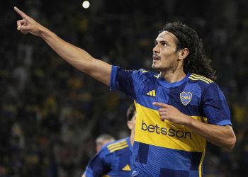Con doblete de Cavani, Boca goleó a Central Norte y avanzó en Copa Argentina