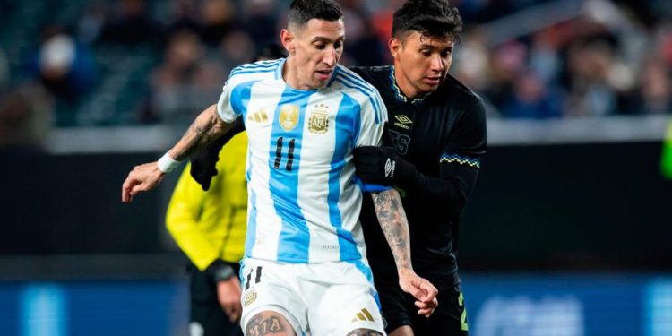 Argentina enfrenta a Costa Rica en el cierre de su gira por Estados Unidos
