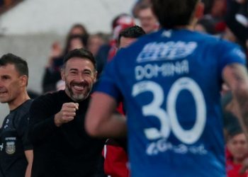 El enojo de la gente de Unión: Apuntaron al pibe y al DT