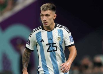 Lisandro Martínez se suma a la convocatoria de la Selección Argentina para la Fecha FIFA de marzo