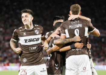 Platense dio el golpe y dejó a Estudiantes sin invicto