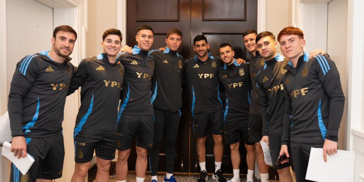 Siguen llegando futbolistas a la concentración de la Selección Argentina