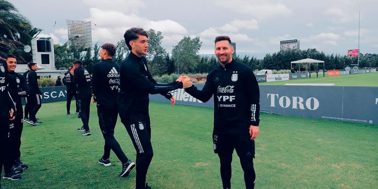 Matías Soulé manifestó su deseo de jugar con Lionel Messi en los Juegos Olímpicos