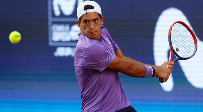 Sebastián Báez sacó para partido en Montecarlo, no lo aprovechó y quedó eliminado en la primera ronda