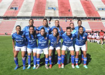 Las chicas de Unión debutaron de local con victoria ante Estudiantes