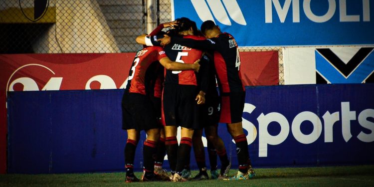 Volvió a cambiar el horario del partido de Colón ante Temperley