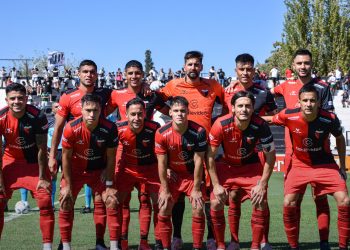 Colón tiene los concentrados para recibir a Nueva Chicago