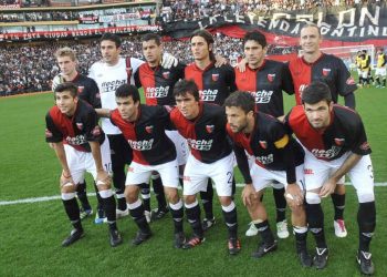 Jugó en Colón, es presidente de un club y lo acusan de no pagar salarios