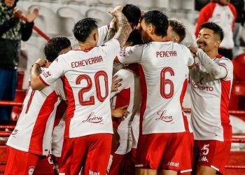 Huracán cerró la Copa de la Liga con una goleada ante Atlético Tucumán