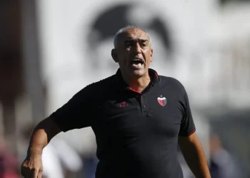 Delfino: «Hay que valorar el triunfo, no siempre se hacen cuatro goles»