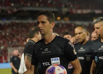 Colón tiene árbitro confirmado para su debut en la Copa Argentina