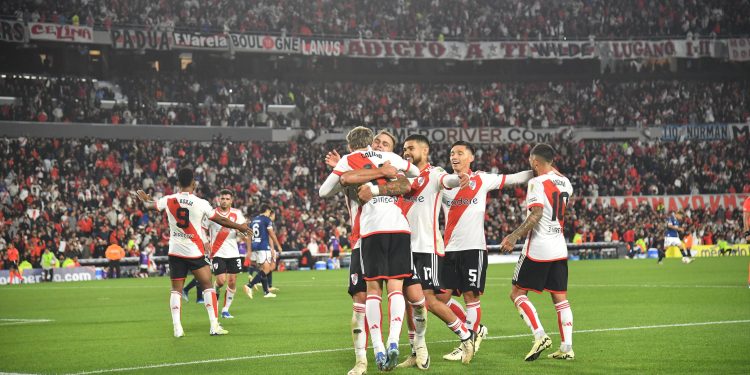 Libertadores: Ganó River y quedó al borde de la clasificación