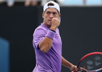 Báez y Cerúndolo avanzaron a la tercera ronda del Masters 1000 de Madrid