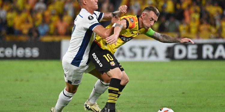 Libertadores: En la última pelota del partido, Talleres rescató un empate ante Barcelona de Ecuador
