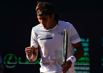 Tomás Etcheverry se metió en la semifinal del ATP 250 de Houston