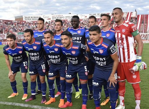 Jugó en Unión, Madelón lo borró y hoy es figura del Vélez finalista