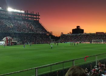 La Salle y Banco buscan ingresar a los Playoffs del Dos Orillas