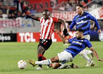 En un partidazo, Estudiantes perdió 4-3 ante Huachipato y quedó afuera de la Libertadores