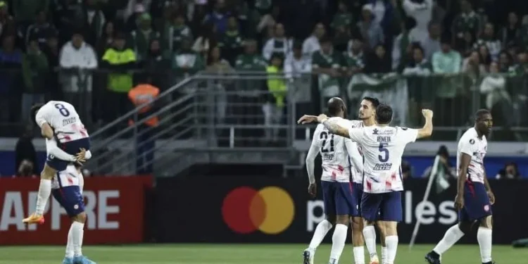 Libertadores: San Lorenzo se recuperó de un mal inicio, empató con Palmeiras y clasificó a octavos