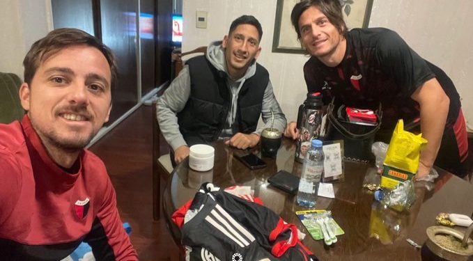 Aliendro estuvo visitando al plantel de Colón