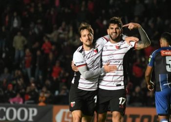 Colón viajó con la ilusión de ver a Bernardi desde el arranque ante San Telmo