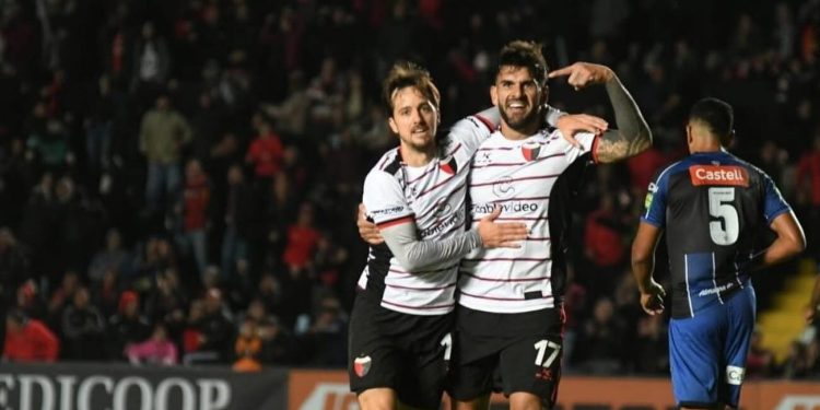 Colón viajó con la ilusión de ver a Bernardi desde el arranque ante San Telmo