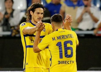 Con un golazo de Cavani de tiro libre, Boca obtuvo un triunfo agónico frente a Trinidense