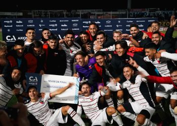 Colón está feliz: «¡Seguimos!»