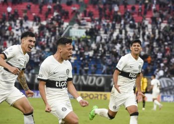 Descendió con Colón casi sin jugar y hoy es figura