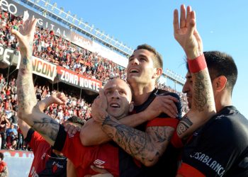 «Ascenso o bala»: la graciosa insistencia de un ex Colón para un actual