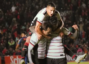 El once que ensayó Delfino para el debut en Copa Argentina