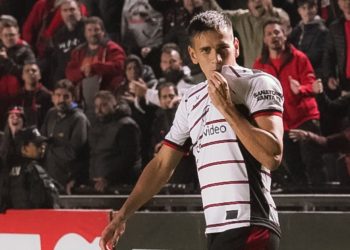 Jourdan se tomó entre risas su presente goleador: «Estoy con suerte»
