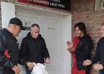 Colón homenajeó a Lalo Vega, un polifuncional Sabalero de ley