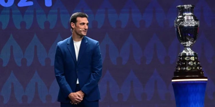 Lionel Scaloni: «Jugar con esta camiseta implica salir a competir todos los partidos»