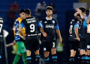 Paso en falso de Racing en Brasil