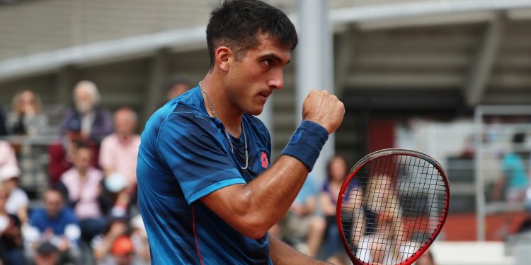 Román Burruchaga superó la qualy y jugará el cuadro principal de Roland Garros