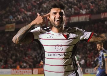 Temperley, primer adversario de Colon en la PN, ya tiene 4 refuerzos