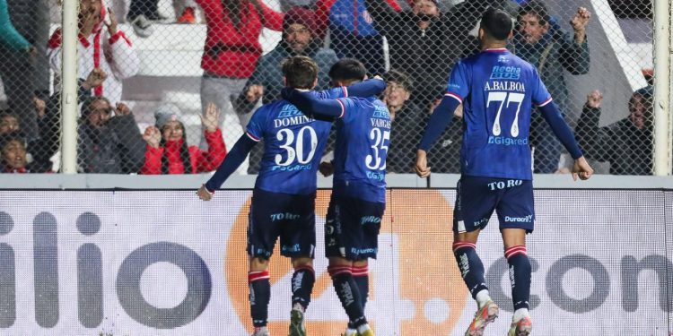 Mientras consolida la permanencia, Unión se acerca a otros objetivos