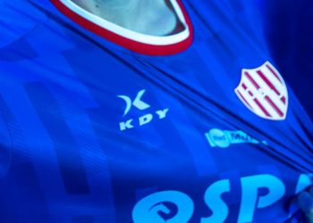 Unión presentó la camiseta alternativa que utilizará ante Barracas Central