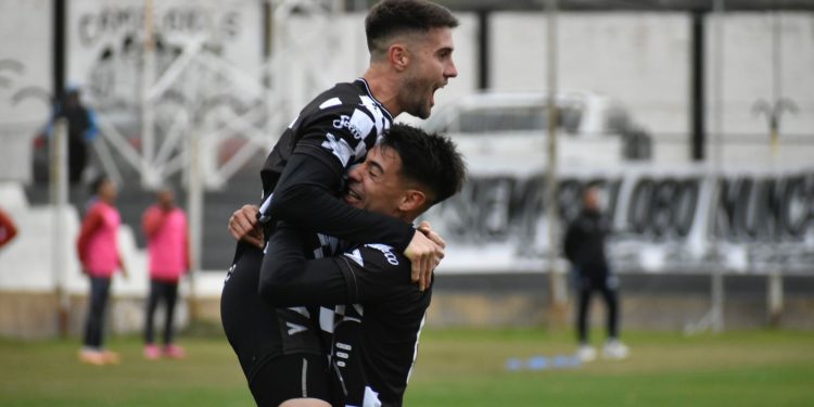 Gimnasia de Mendoza ganó y enderezó su irregular campaña en la Zona B de la Primera Nacional