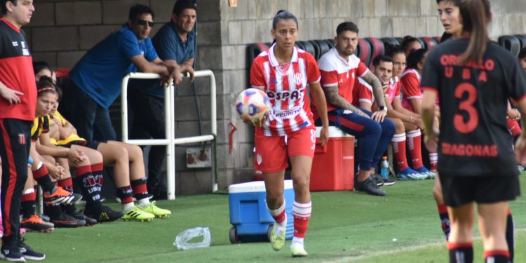 Las chicas de Unión perdieron el invicto y el liderazgo en la Primera B