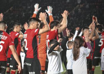 Colón sortea 11 lugares para ingresar con los jugadores al campo de juego