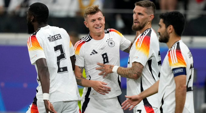 Eurocopa: Italia se vuelve y avanza Alemania