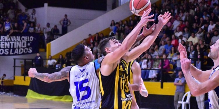 Argentino se salvó y decretó el descenso de Comunicaciones