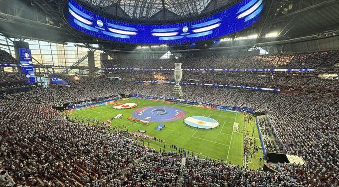 Argentina empata con Canadá al finalizar el primer tiempo