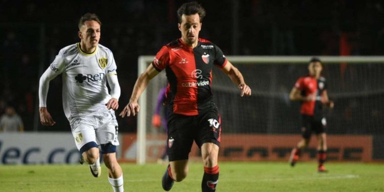 Colón empató de local con Atlanta y se bajó de la punta